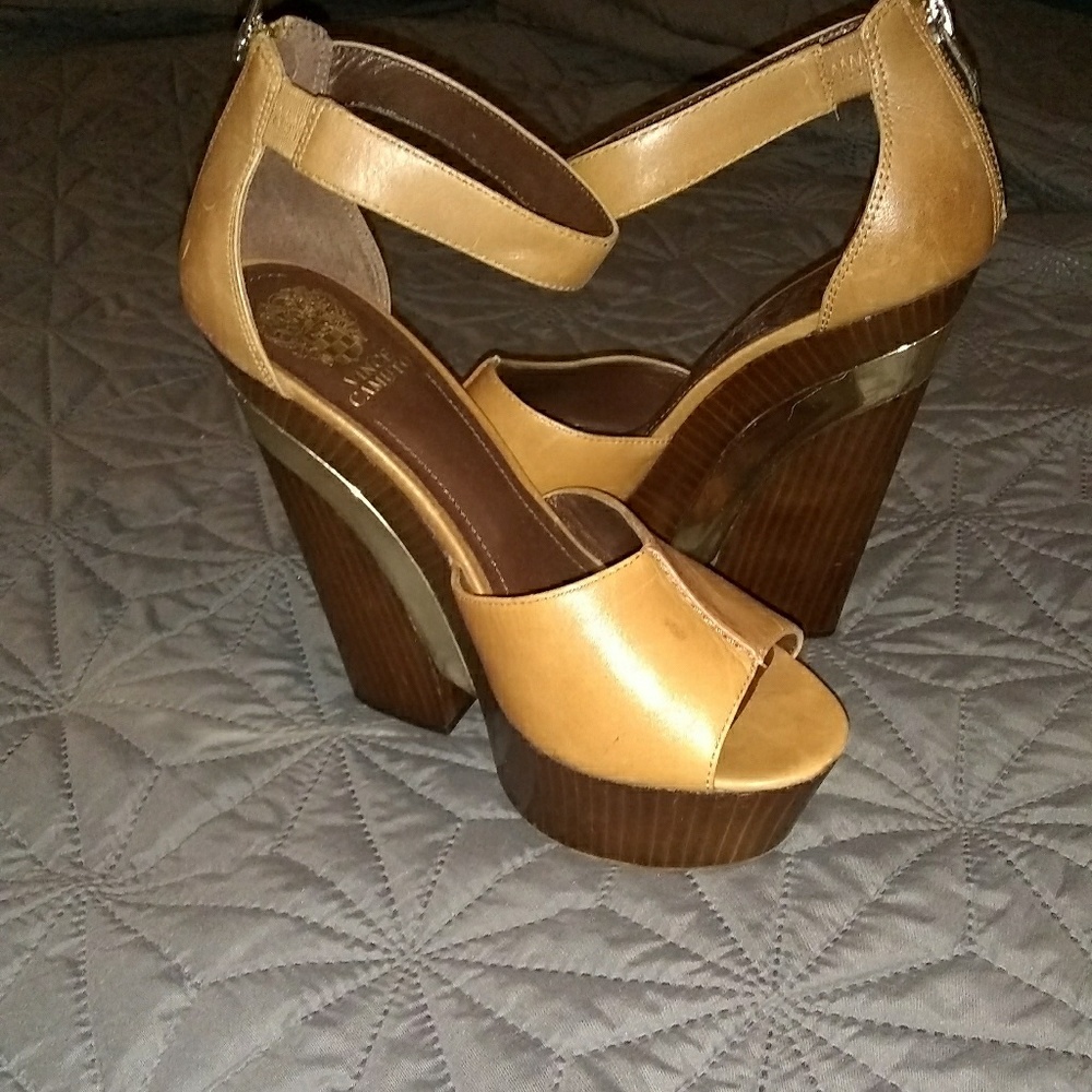 Platform Shoes/Wedges